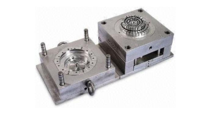 single cavity injection mold