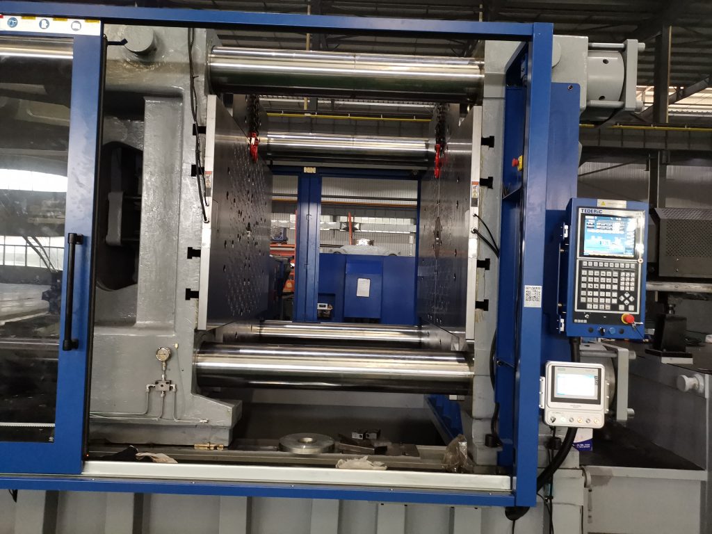 magnetic mold clamps installed on 1500 Ton Tedric Injection Molding Machine - HVR MAG