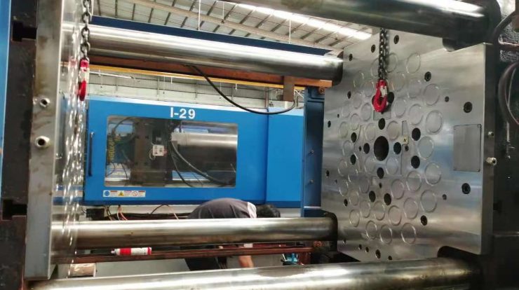 magnetic platens installed on 350 ton Haitin injection molding machine - HVR MAG